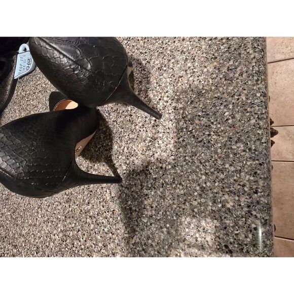 J by Janiko Black Croc Emboss Stiletto Low Toe Pointed WM High Heel SZ 38 US 7.5 - Picture 2 of 7